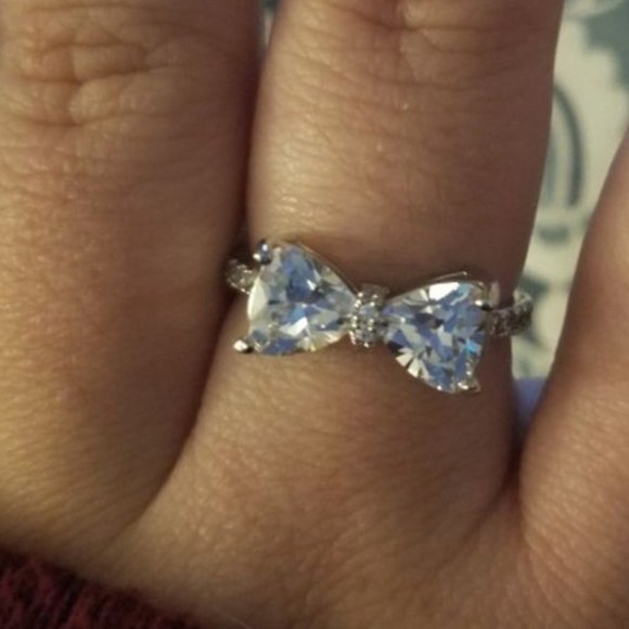 1 day SALE! 925 Sterling White Sapphire Bow Ring🌹 - Picture 12 of 14
